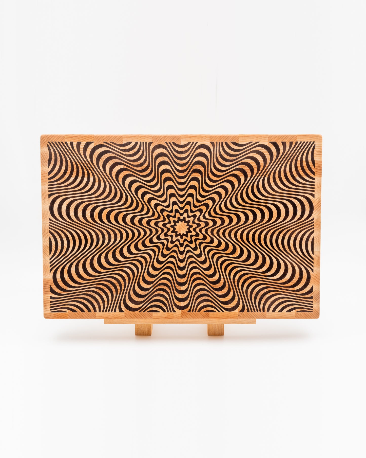 End Grain Cutting Board with Optical Illusion pattern inlay